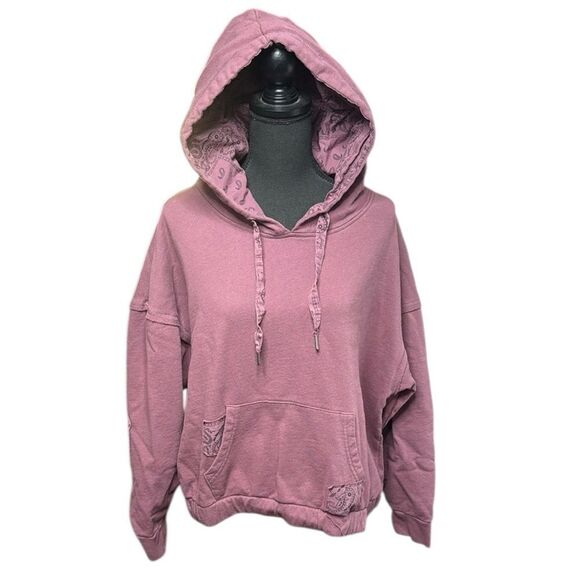 Vintage Havana Bandana Patchwork Raw Hem Hoodie - Picture 2 of 11